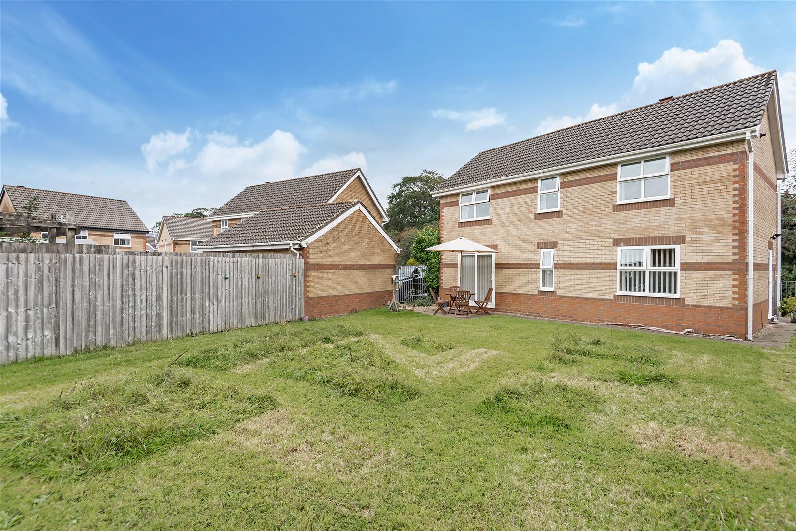 Maes Ty Gwyn, Llangennech, Llanelli, £270,000 Dawsons Property